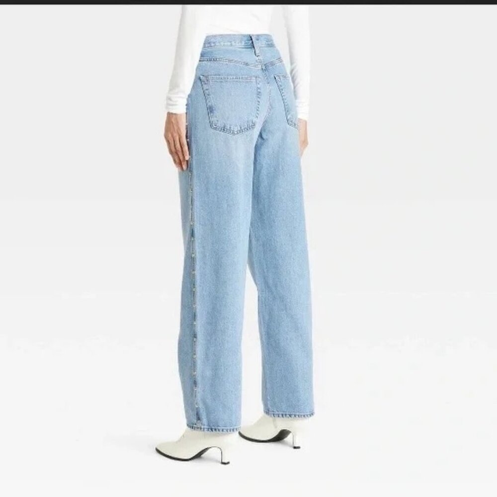 Universal Thread Studded Mid Rise 90s Baggy Jeans 16 Womens Light Wash Blue NEW - Picture 2 of 12